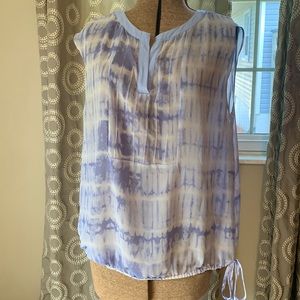 SimplyVera Vera Wang Lavender Split Nk Sheer Tank Size L